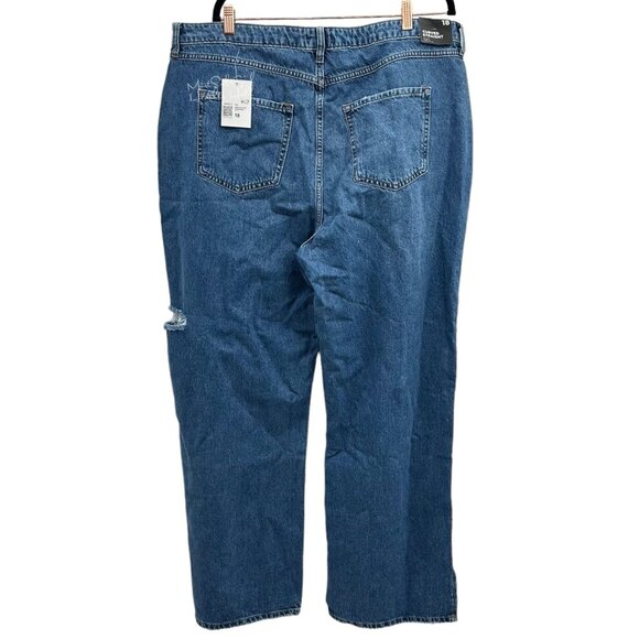 Forever 21 NWT Mid Rise Curvy Fit Straight Leg Jeans Size 18 - Picture 4 of 8